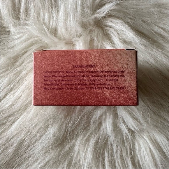 Pink Lipps Loose Setting Powder - Picture 2 of 5